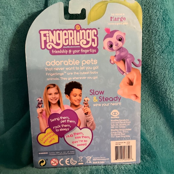 Fingerlings Baby Sloth Marge (Purple) Interactive Finger Pet by WowWee NIB - Picture 5 of 5